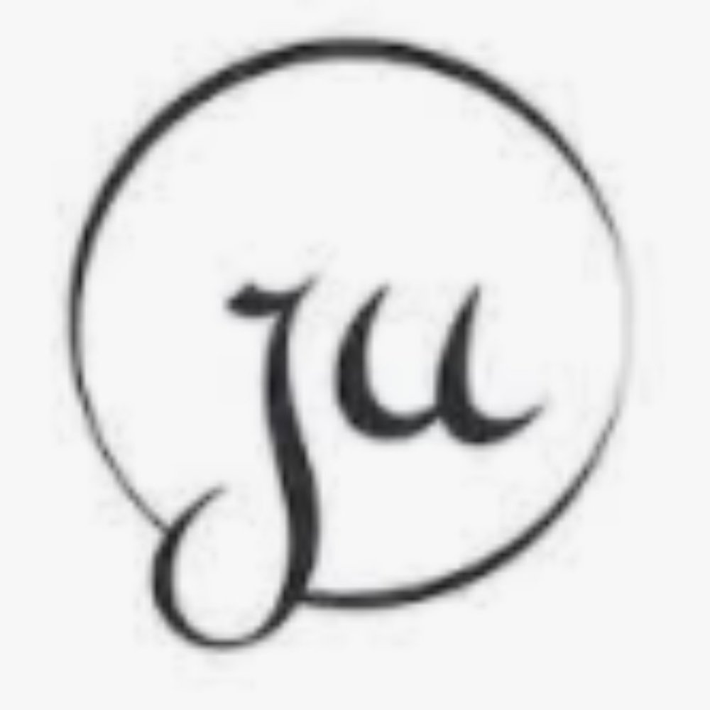 Meet your Posher, Joelle